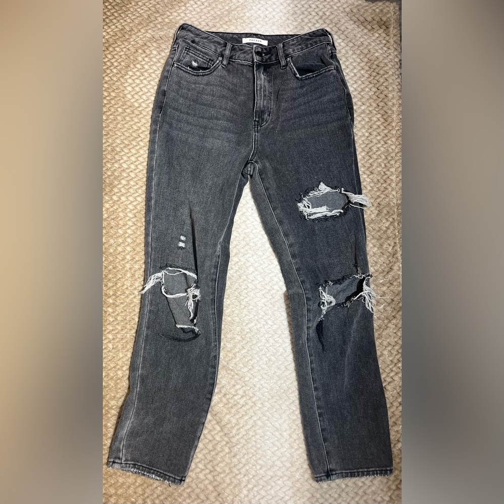🌚 distressed light charcoal denim PacSun Mom Jeans size 26